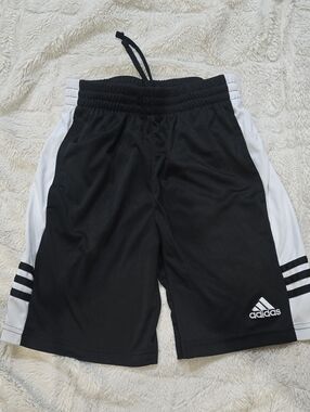 Adidas Boys Black White 3-Stripe Soccer Athletic Shorts Size Medium 10